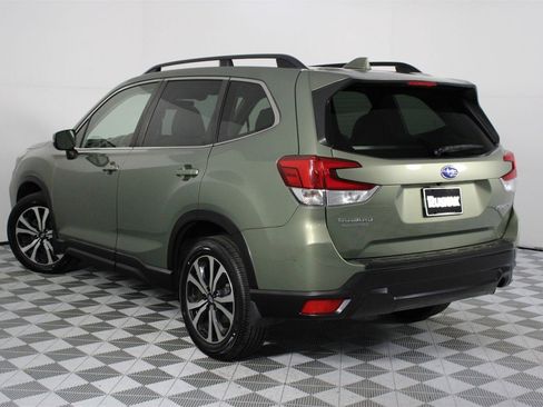 Used 2020 Subaru Forester Limited image 3