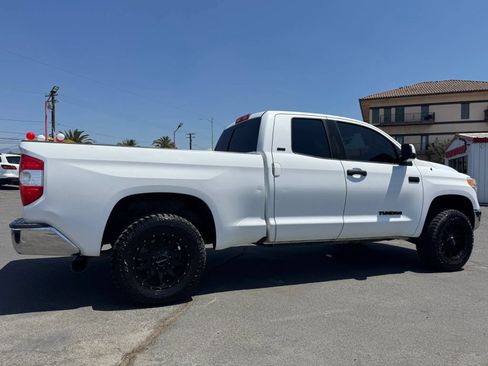 Used 2015 Toyota Tundra SR5 RWD image 10