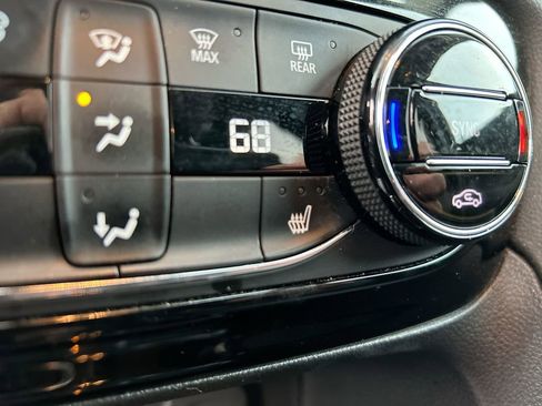 Used 2023 Buick Encore GX Select w/ Sport Touring Package FWD image 30