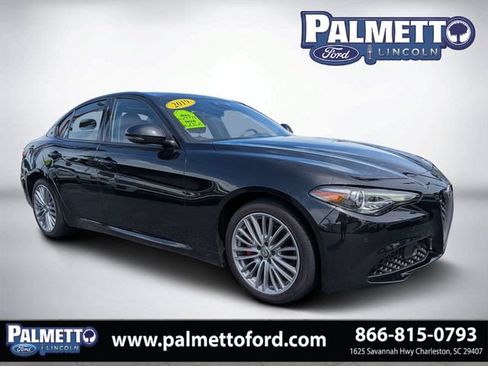 Used 2019 Alfa Romeo Giulia Ti w/ Quick Order Package 22X Lusso AWD/4WD image 1