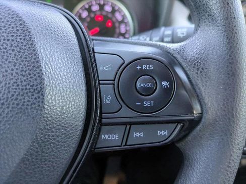 Certified 2019 Toyota RAV4 XLE image 23