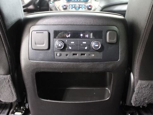 Used 2019 GMC Yukon Denali w/ Denali Ultimate Package image 25