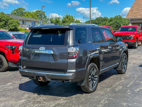 Used 2018 Toyota 4Runner Limited AWD/4WD image 16