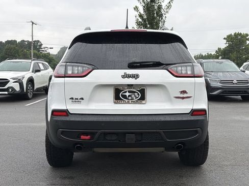 Used 2019 Jeep Cherokee Trailhawk AWD/4WD image 4