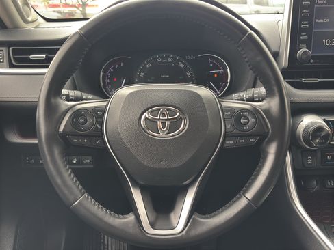 Used 2019 Toyota RAV4 Limited w/ Cold Weather Package AWD/4WD image 11