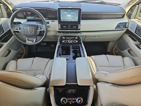 Used 2019 Lincoln Navigator Reserve w/ Cargo Package image 20