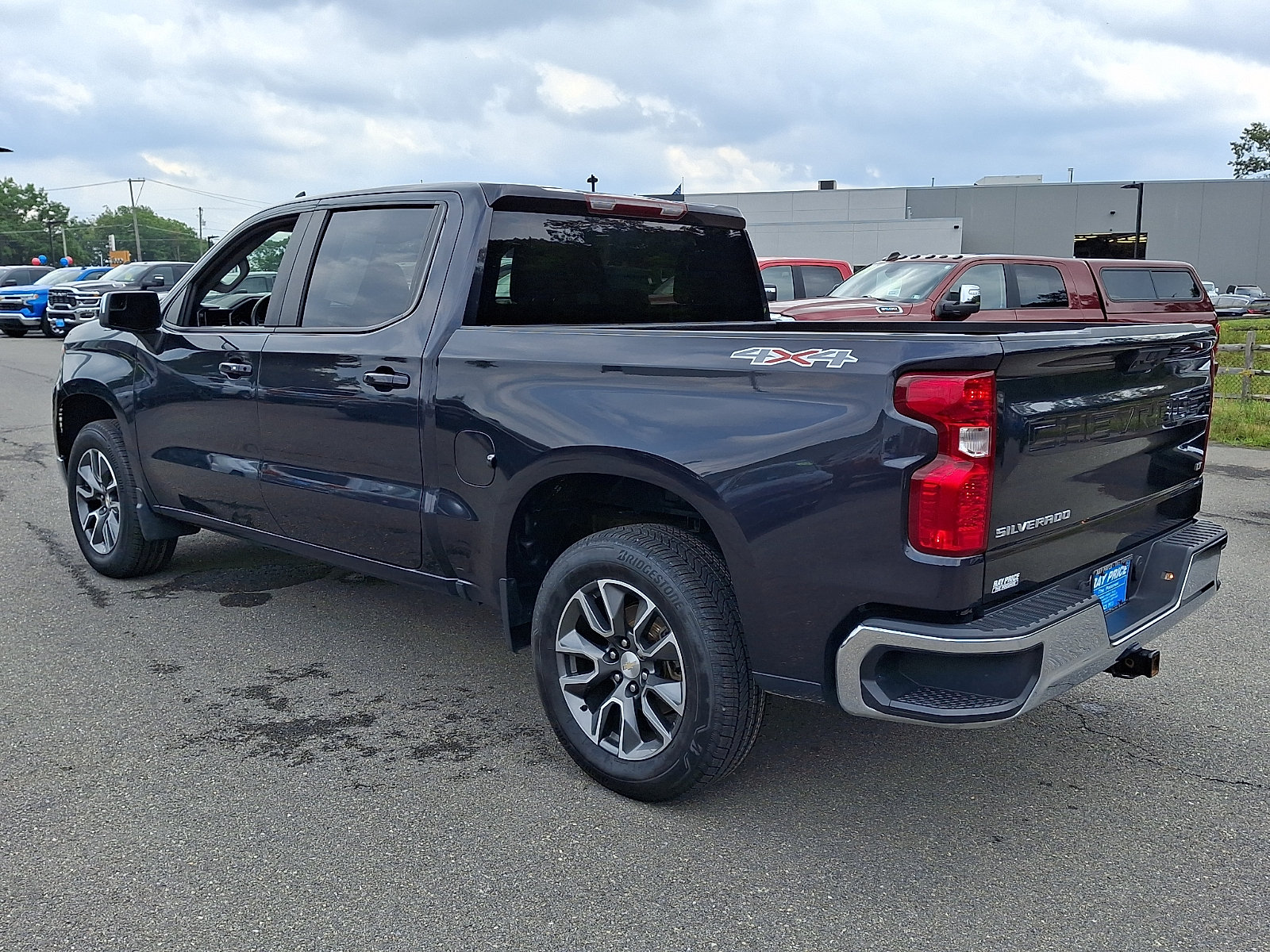 Certified 2023 Chevrolet Silverado 1500 LT AWD/4WD image 4