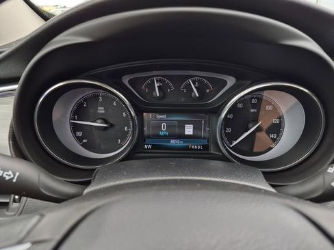 Used 2019 Buick Envision Essence FWD image 35