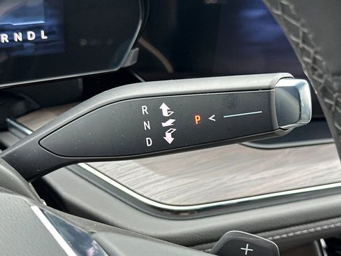 New 2026 Chevrolet Suburban LT w/ LPO, Dark Essentials Package image 23