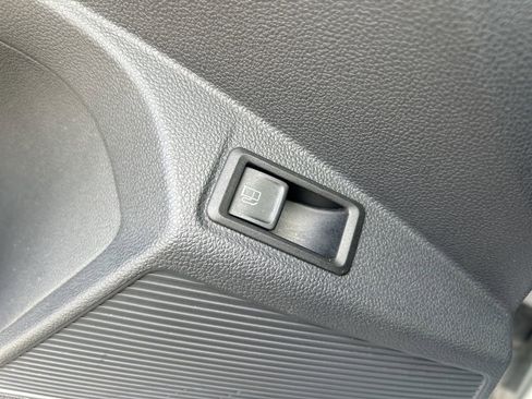 Used 2023 Volkswagen Taos S image 29