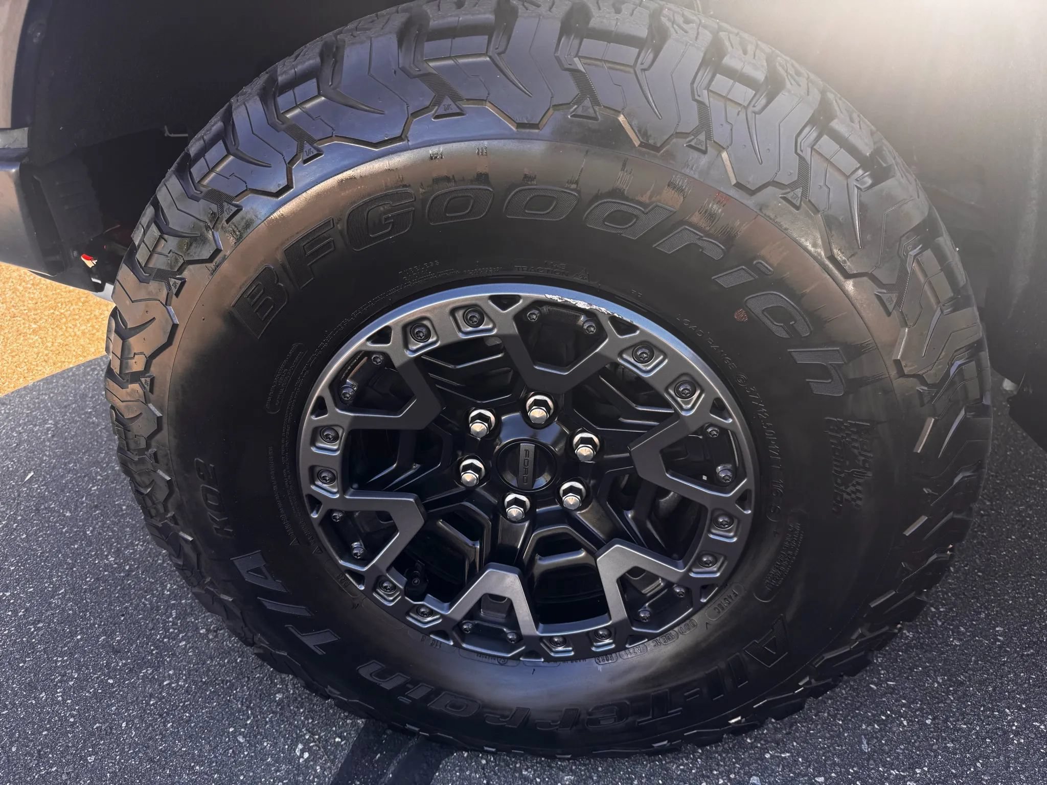 Used 2024 Ford F150 Raptor w/ Equipment Group 803A Raptor R AWD/4WD image 39