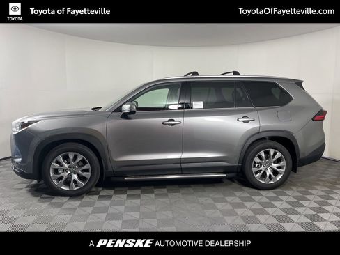 New 2026 Toyota Grand Highlander FWD image 2