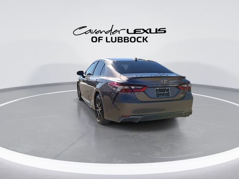 Used 2024 Toyota Camry SE w/ Convenience Package FWD image 7