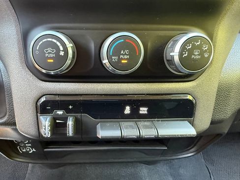Used 2019 RAM 2500 Tradesman AWD/4WD image 20