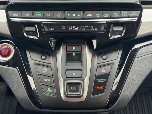 Used 2026 Honda Odyssey Touring image 16
