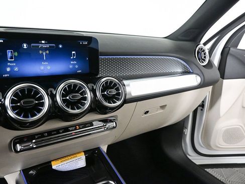 Certified 2025 Mercedes-Benz GLB 250 image 13