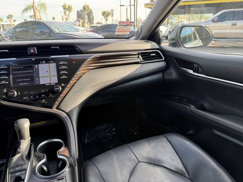 Used 2020 Toyota Camry XLE w/ Driver Assist Package FWD image 23