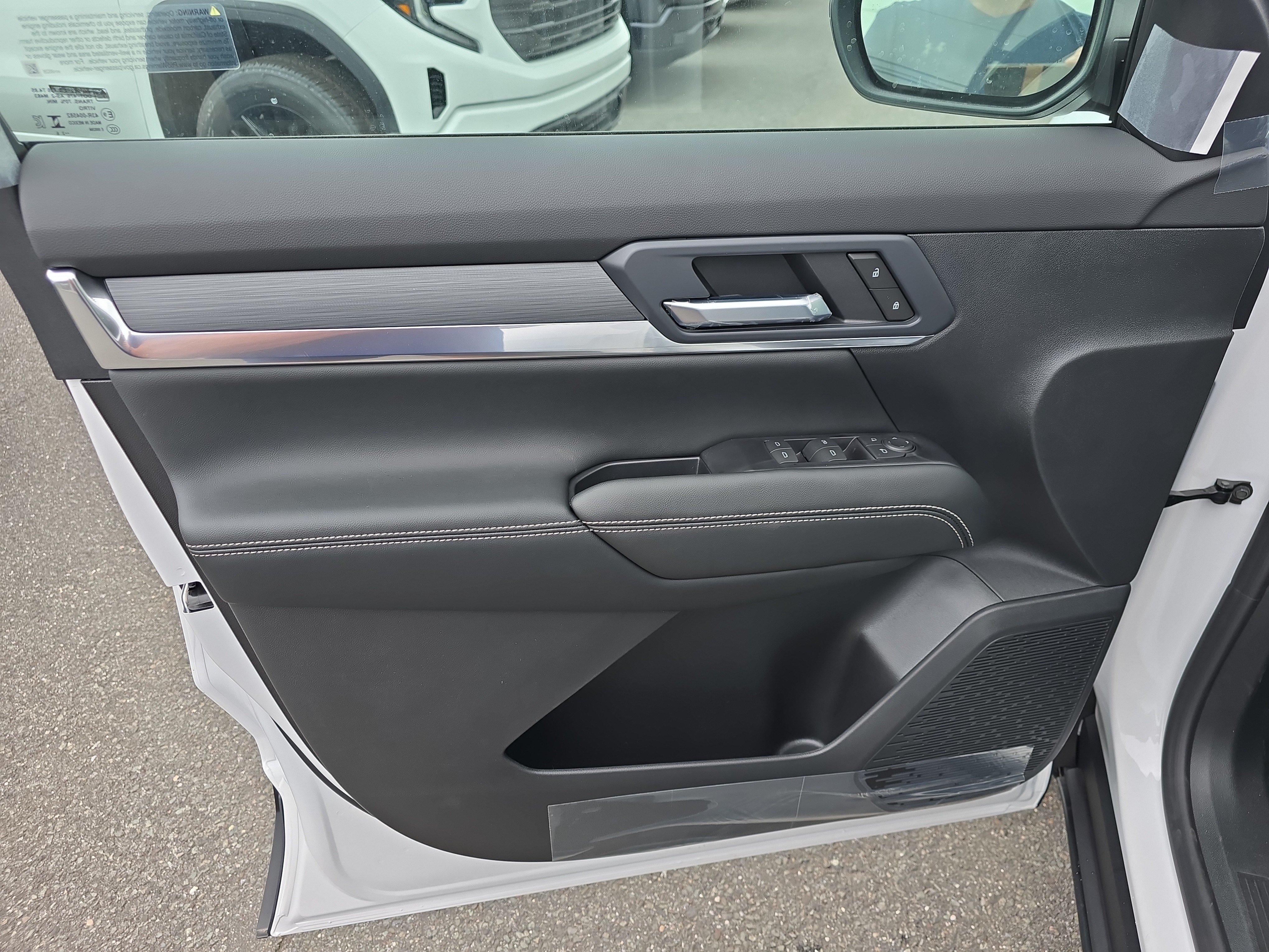 New 2027 GMC Terrain Elevation FWD image 16