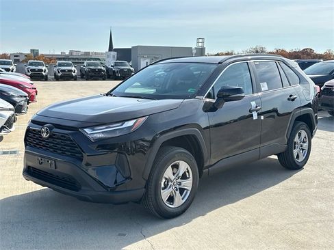 New 2025 Toyota RAV4 XLE image 2