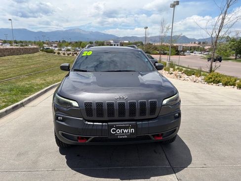 Used 2020 Jeep Cherokee Trailhawk w/ Cold Weather Group AWD/4WD image 2