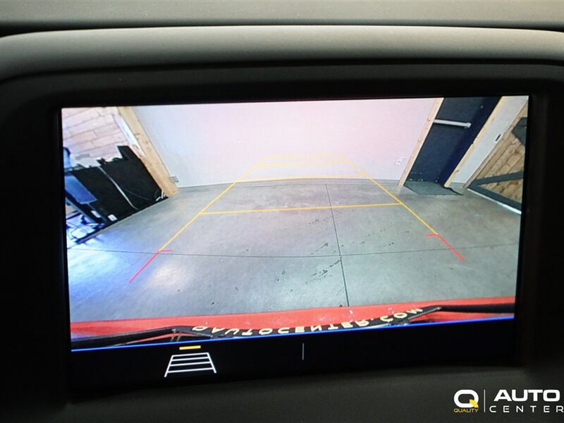 Used 2020 Chevrolet Camaro LT RWD image 20