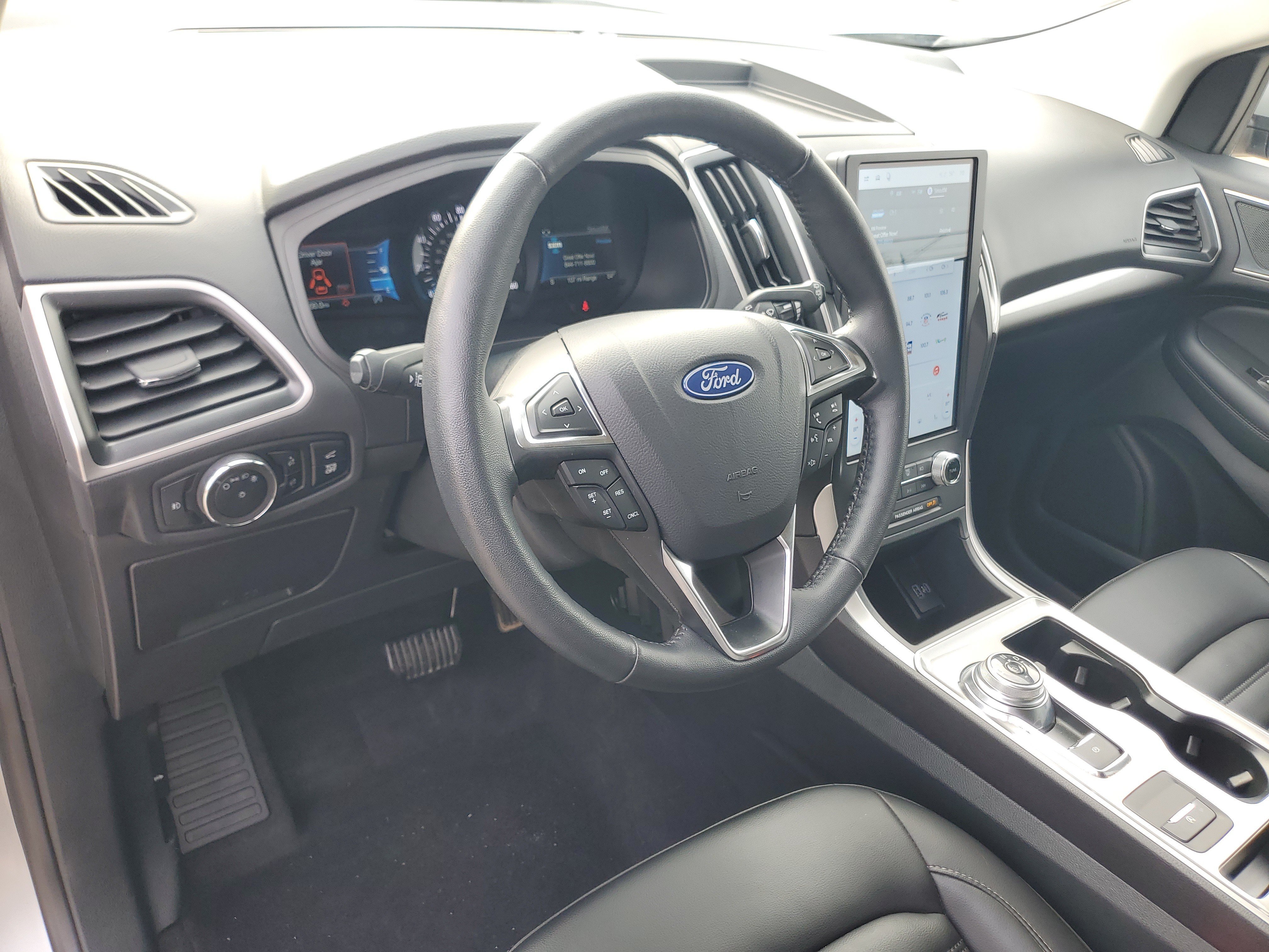 Used 2024 Ford Edge SEL w/ Convenience Package AWD/4WD image 13