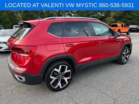 Certified 2023 Volkswagen Taos SEL AWD/4WD image 5