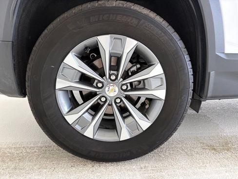 Used 2025 Chevrolet Equinox LT AWD/4WD image 22