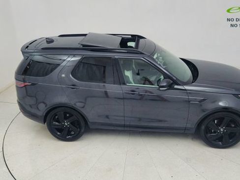 Used 2024 Land Rover Discovery Metropolitan Edition AWD/4WD image 83