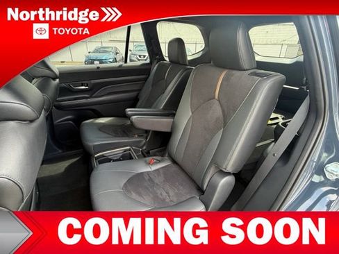 Used 2025 Toyota Grand Highlander AWD Hybrid image 7