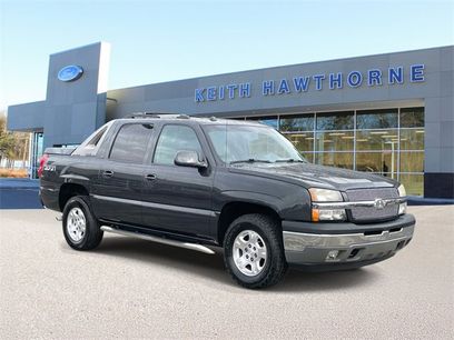 Used 2005 Chevrolet Avalanche Z71 w/ Sun And Sound Package