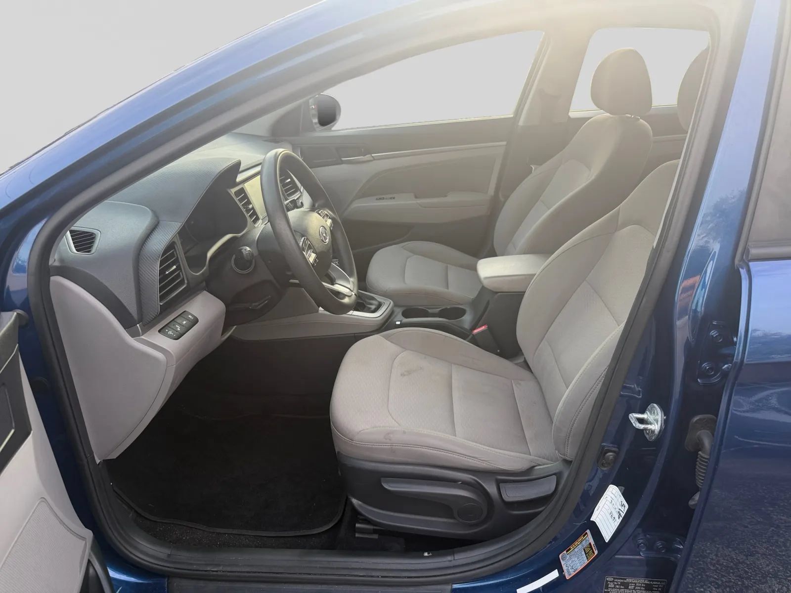 Used 2020 Hyundai Elantra SEL FWD image 10