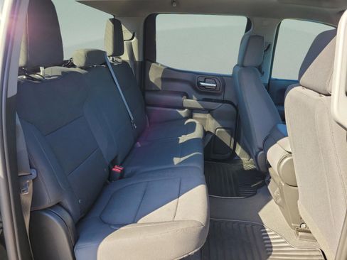 Used 2022 Chevrolet Silverado 1500 Custom image 21