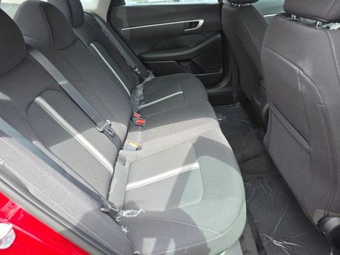 Used 2025 Hyundai Sonata SE image 17