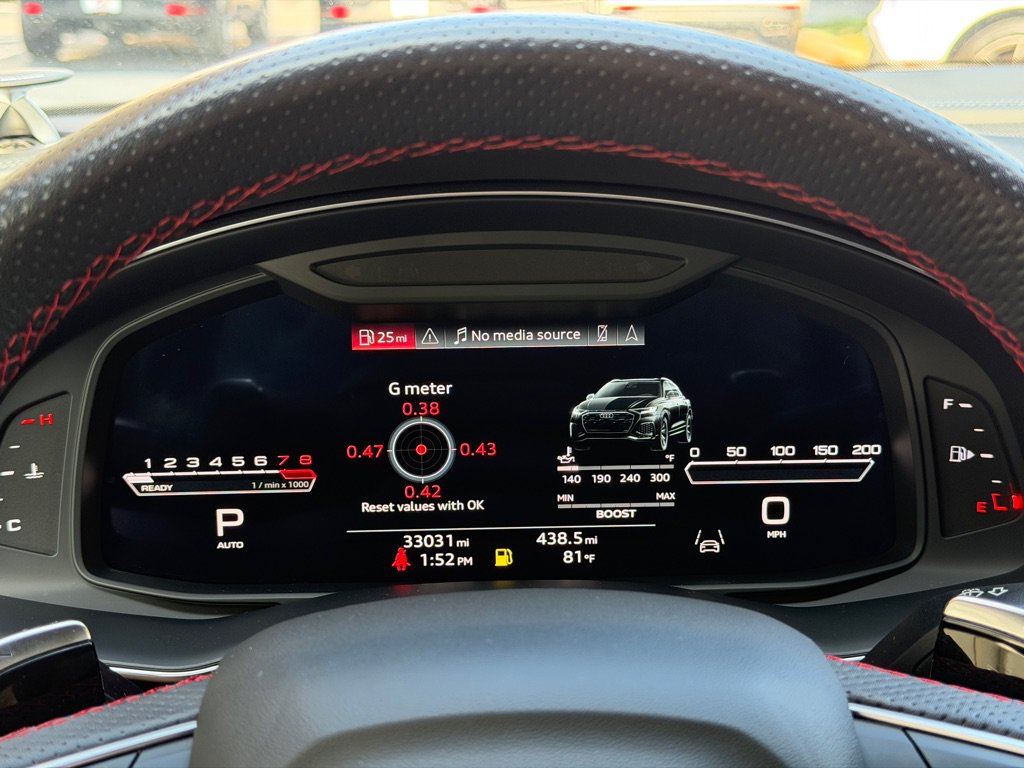 Used 2022 Audi RS Q8 AWD/4WD image 35