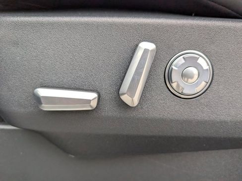 New 2025 Lincoln Navigator Reserve w/ Jet Appearance Package image 16