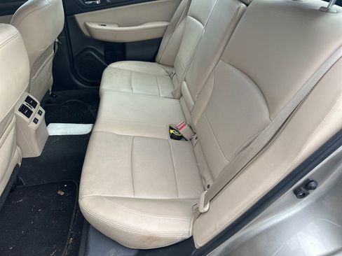 Used 2016 Subaru Legacy 3.6R Limited image 8