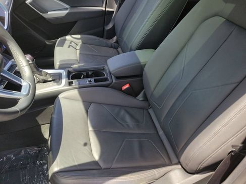 Certified 2022 Audi Q3 2.0T Premium Plus w/ Premium Plus Package AWD/4WD image 17