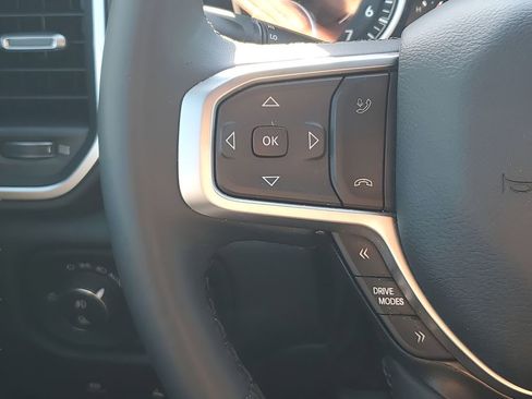 Used 2025 RAM 1500 Big Horn image 35