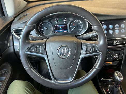 Used 2019 Buick Encore Preferred FWD image 2