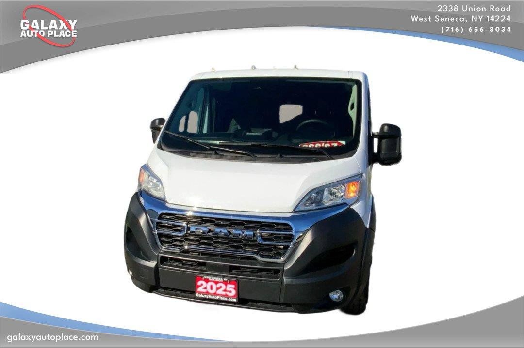 Used 2025 RAM ProMaster 2500 w/ U-Haul Equipment Group FWD image 2
