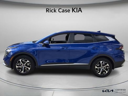 Certified 2025 Kia Sportage EX image 3