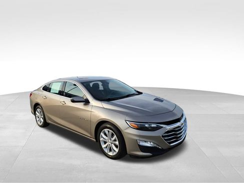 Used 2024 Chevrolet Malibu LT FWD image 4