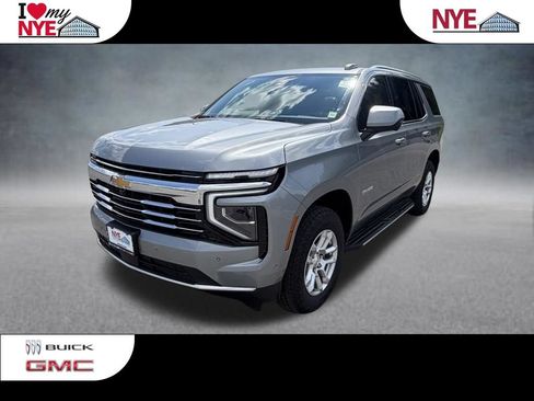 Used 2025 Chevrolet Tahoe LT AWD/4WD image 1