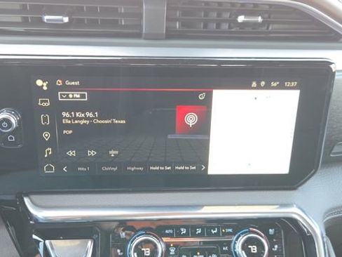 New 2026 GMC Sierra 3500 Denali w/ Denali Reserve Package image 10