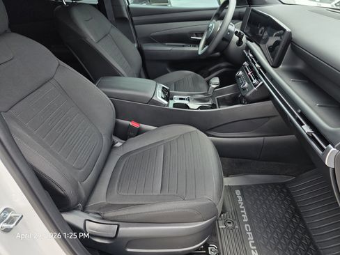 Certified 2026 Hyundai Santa Cruz SE FWD image 12