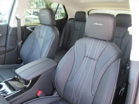 New 2026 Buick Envision Avenir image 17