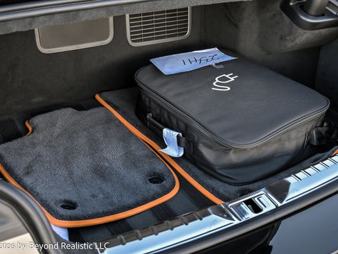 Used 2025 Bentley Continental GT image 16