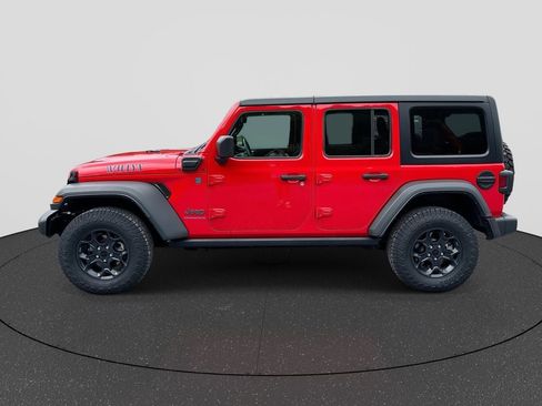 Used 2023 Jeep Wrangler Unlimited w/ Cold Weather Group AWD/4WD image 5