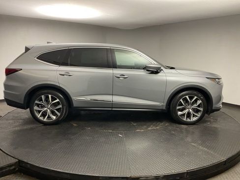 Used 2023 Acura MDX SH-AWD w/ Technology Package image 8